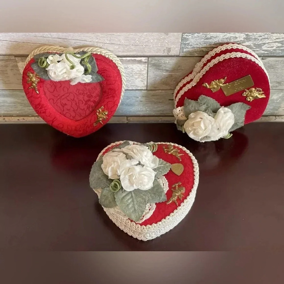 3 Vtg Valentine’s Day Heart Red Fabric 4” Trinket Jewelry Gift Boxes Cupid Love - Picture 2 of 14